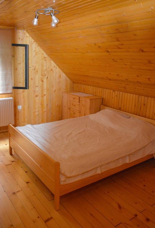 Brunarica Petric - Bela Krajina - Komarna Vas - Smucisce Gace - Semic Exterior foto